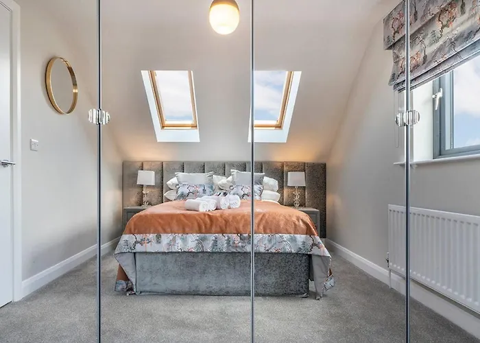 Stunning Central Belfast Apartment Free Parking Great Location